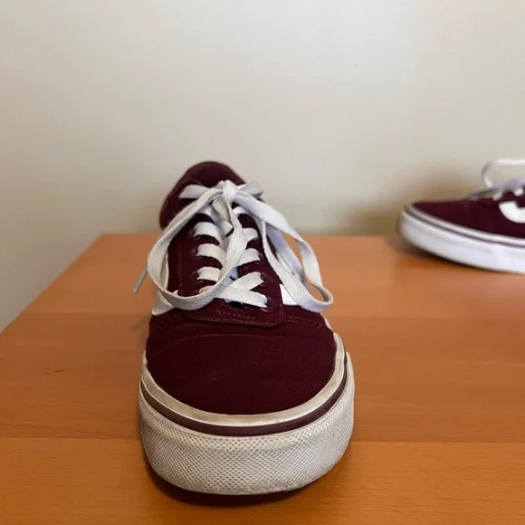 Vans Low Top Ward Canvas Burgundy shoes woman’s size 6.5 - Picture 5 of 15